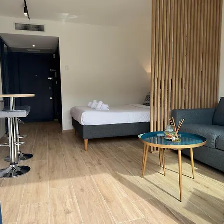 Cosy Appartement, Centre-ville Cannes, Terrasse, Clim דירה *