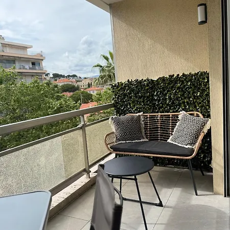Cosy Appartement, Centre-ville Cannes, Terrasse, Clim קאן