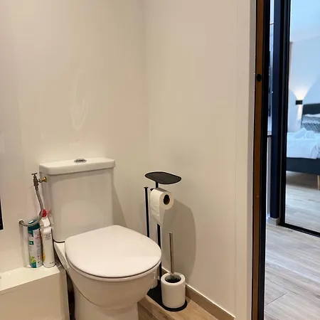 דירה Cosy Appartement, Centre-ville Cannes, Terrasse, Clim קאן