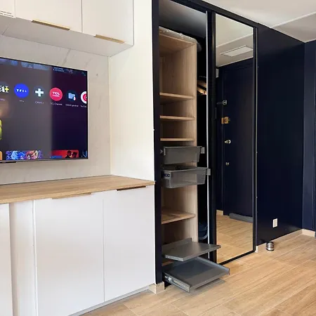 Cosy Appartement, Centre-ville Cannes, Terrasse, Clim דירה